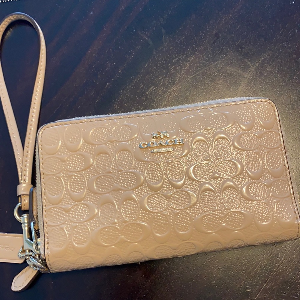 Coach wallet with wristlet